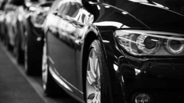 Image of cars in black and white